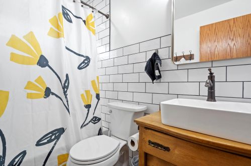 4644 47th St, Milwaukee WI  53220-4110 exterior