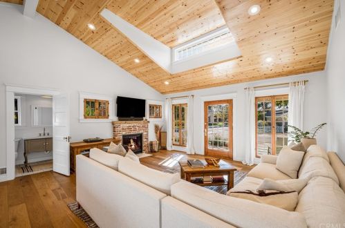 448 Madrona Ave, Brea CA 92821-5339 exterior