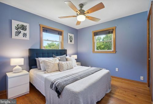 5602 Justis Pl, Alexandria VA 22310-1325 exterior