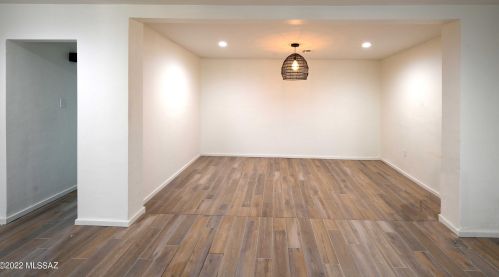 1933 Mabel St, Tucson AZ  85719-4342 exterior