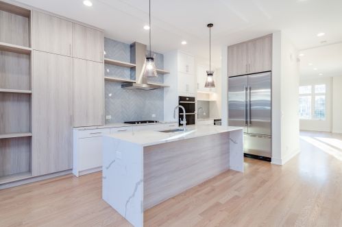 4117 Whipple St, Chicago IL 60652-1629 exterior