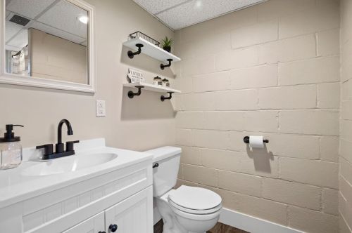 314 Janice Dr, Pittsburgh PA 15235-3021 exterior