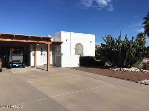 211 Paseo De Golf, Green Valley AZ 85614-3316 exterior