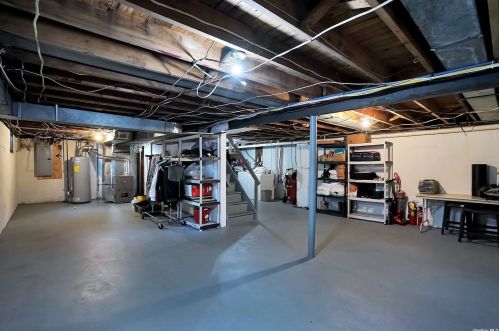 21 Orchid Ln, Commack NY exterior