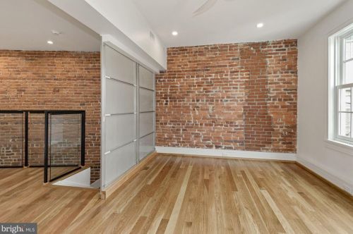 1506 Wisconsin Ave, Washington DC  20007-2798 exterior