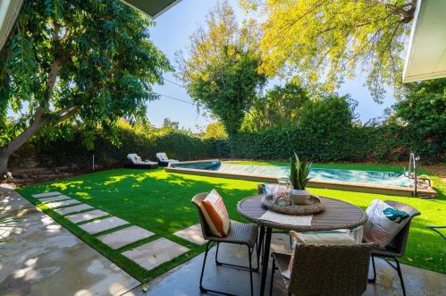 14291 Prospect Ave, Tustin CA  92780-2316 exterior