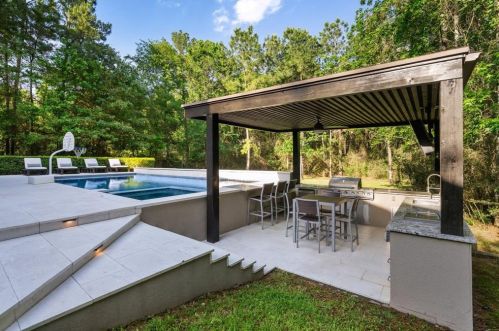 11621 Princess Ann Ct, Montgomery TX 77316-3605 exterior