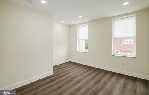 2829 Cantrell St, Philadelphia PA 19145-2412 exterior