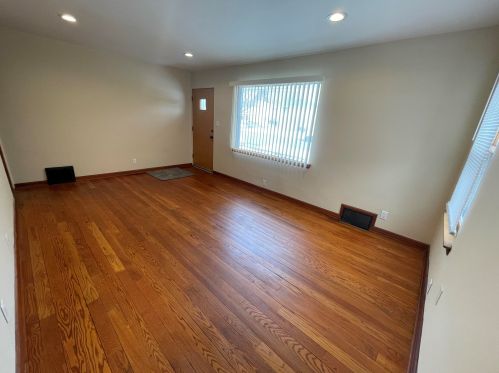 5921 64th St, Milwaukee WI  53218-1921 exterior