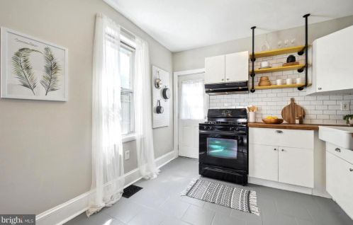 1839 Cedar St, Philadelphia PA 19125-2909 exterior