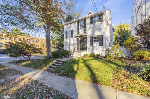 2857 29th Pl, Washington DC  20008-3501 exterior