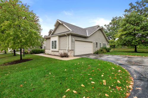 5353 Butterfield Way, Milwaukee WI  53221-3249 exterior