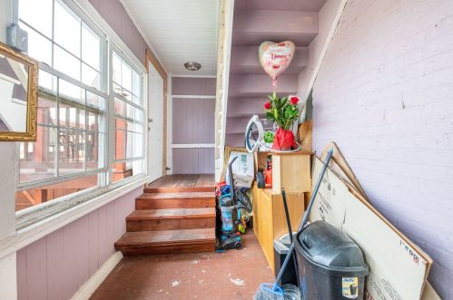 5833 Whipple St, Chicago IL 60659-3708 exterior