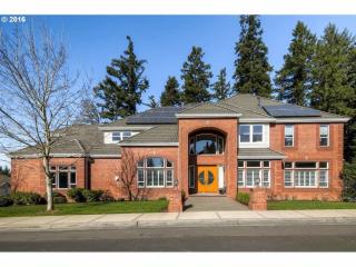 3830 142nd Ter, Portland, OR 97229-8229