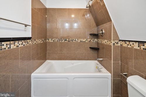 6328 Camac St, Philadelphia PA  19141-3312 exterior