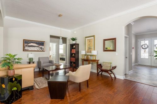 3017 Ballast Point Blvd, Tampa FL 33611-3902 exterior