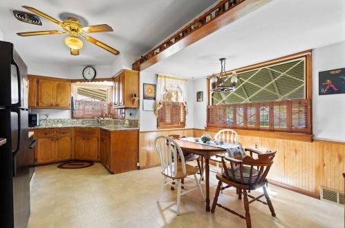 3160 70, Milwaukee WI 53219-4010 exterior