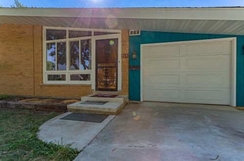 514 High Ridge Rd, Hillside, IL 60162-1384