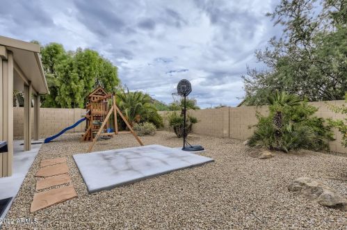 25431 41st Ave, Phoenix, AZ 85083-2494