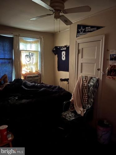 121 3 St, Darby PA 19023-2606 exterior