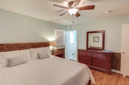 4066 Spg Mdw Rd, Tucker GA 30084-2165 exterior