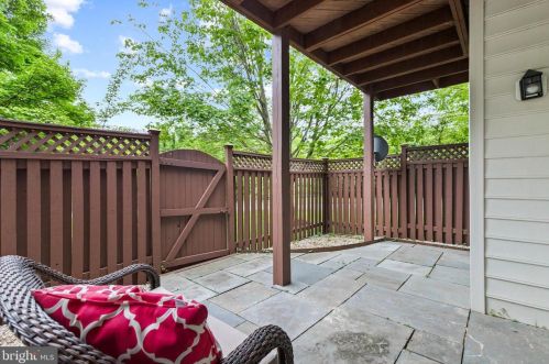 252 Murtha St, Alexandria VA 22304-8613 exterior