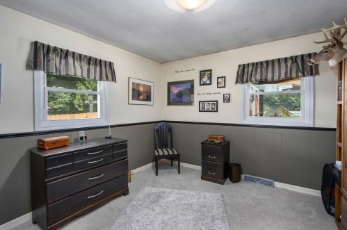 2530 G Ave, Kalamazoo MI 49004-1958 exterior