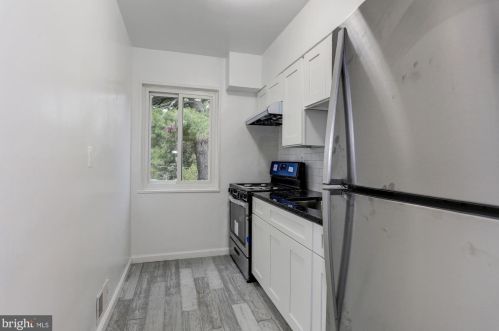 872 Bellevue St, Washington DC 20032-6002 exterior