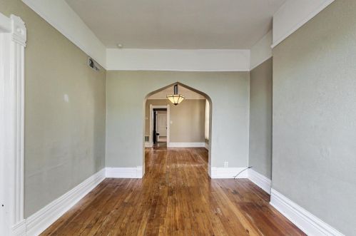 2324 Armitage Ave, Chicago IL 60647-4342 exterior