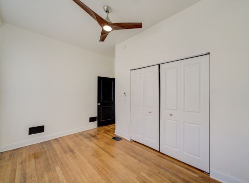 8104 Dorchester Ave, Chicago IL  60619-3436 exterior