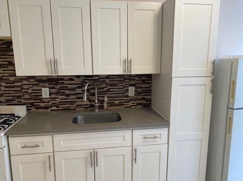 61 Merrick Rd, Valley Stream NY  11580-5729 exterior