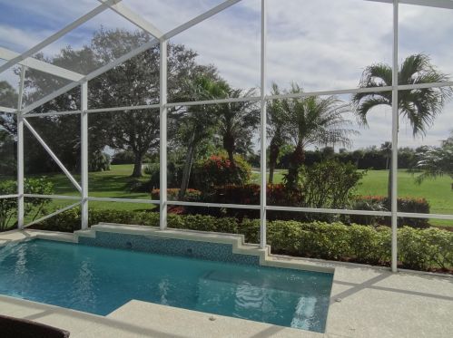 1626 Shelburnie Way, Fort Pierce FL  34952-6054 exterior