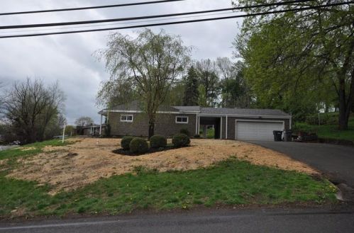 2215 Country Club Dr, Pittsburgh PA  15241-2333 exterior