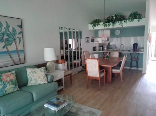 3535 Antarctic Cir, Naples, FL 34112-5035