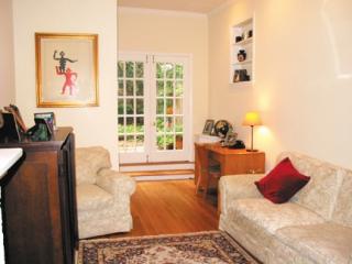 1560 33rd St, Washington DC  20007-2751 exterior