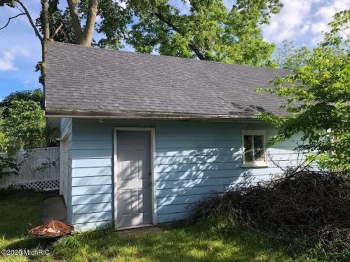 518 Eleanor St, Kalamazoo MI 49007-3710 exterior