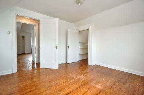 2046 Jacob St, Pittsburgh PA 15210-2451 exterior