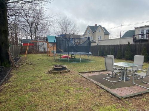 13 Franklin St, Wallingford CT 06492-4115 exterior