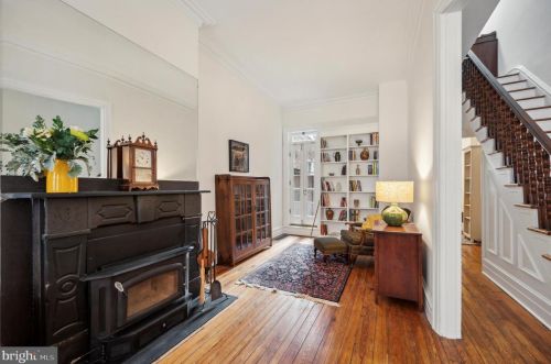 852 24 St, Philadelphia PA 19130-1913 exterior