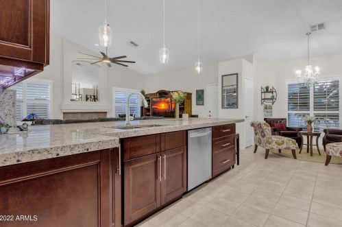 5361 Linda Ln, Chandler AZ 85226-1644 exterior