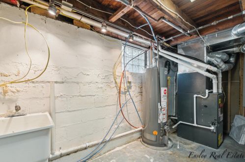 1238 Richmond St, Grand Rapids MI 49504-2762 exterior