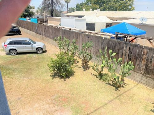 2630 L St, Bakersfield CA 93304-3045 exterior