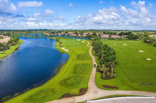 7399 Le Chalet Blvd, Boynton Beach FL  33472-5037 exterior