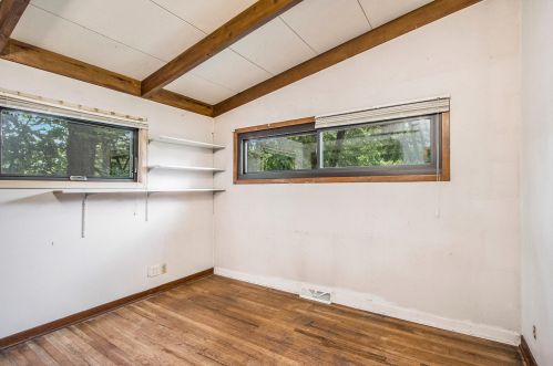 5235 Beech Ave, Kalamazoo MI 49006-1987 exterior