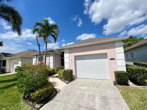 554 Cortina Ln, Fort Pierce, FL 34986-1742
