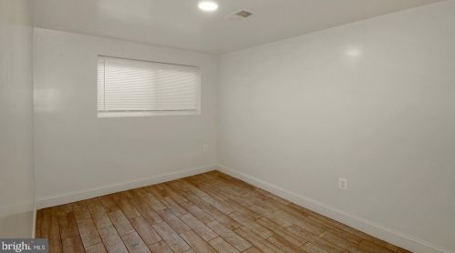 210 Orange St, Washington DC 20032-1737 exterior