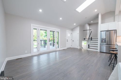 820 Malibu Dr, Silver Spring MD  20901-3648 exterior