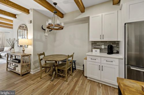 1804 4th St, Philadelphia PA  19122-2202 exterior