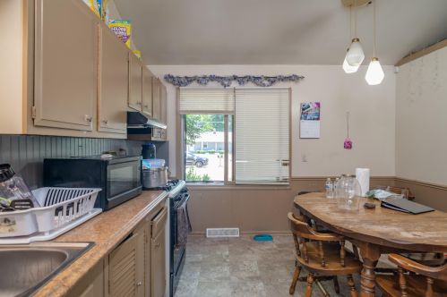 5804 Christie Ave, Grand Rapids MI 49508-6239 exterior