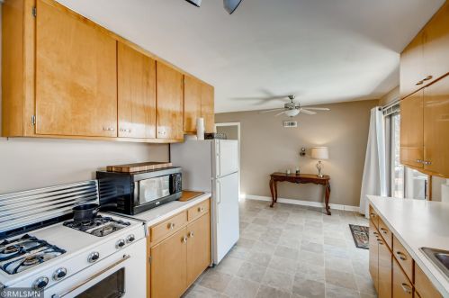 1105 4th St, Stillwater MN 55082-6243 exterior